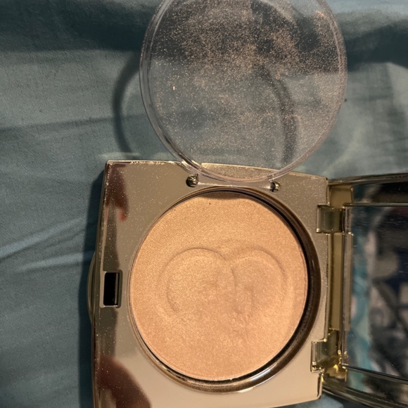 Gerard Cosmetics Star Powder Highlighter Makeup, Audrey - Picture 4 of 4